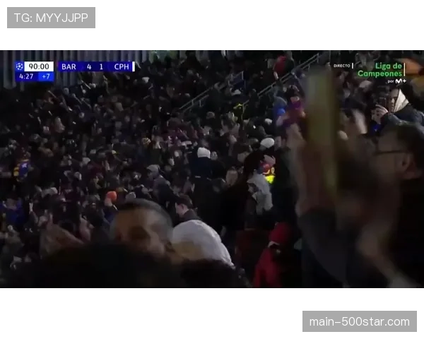 本菲卡球迷持香蕉在皇马奖杯室拍照引争议，行为被指带有种族歧视象征意味