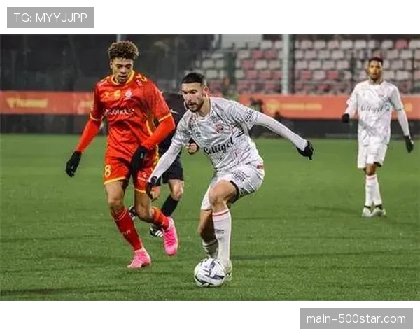 兰斯3-2洛里昂，主队上演补时阶段连入两球奇迹